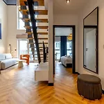 Citystay With A Mezzanine In The Heart Of Appartamento