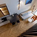 Appartamento Citystay With A Mezzanine In The Heart Of